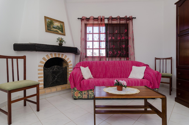Others 5, Villa Eucalipto with private pool, Lagoa