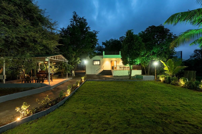 CosmicStays Casa Ivory - Luxury Villa w/ Pvt Pool, Pune