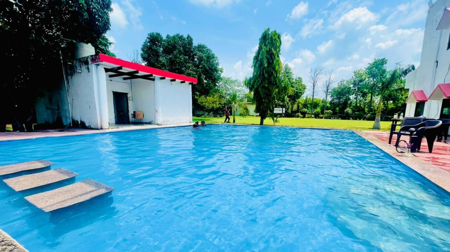 Luxury farmhouse gurgaon , Karnal