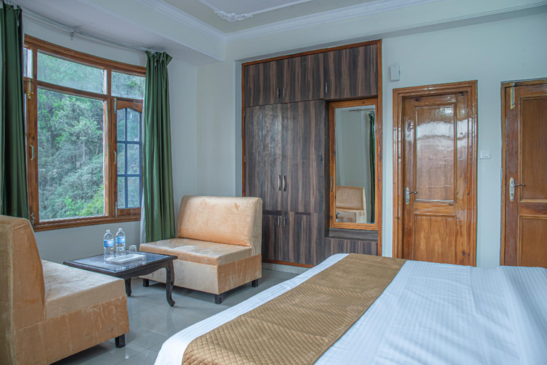 Bedroom, Alps Sunshine Regency , Shimla