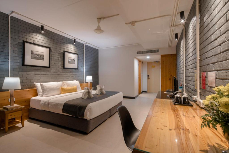 Bedroom 30