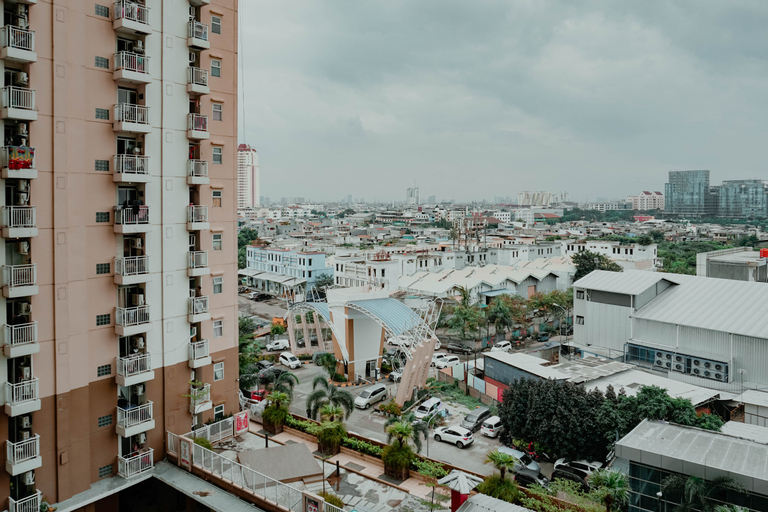 Exterior & Views 5, Good Choice and Homey Studio at Pluit Sea View Apartment By Travelio, North Jakarta
