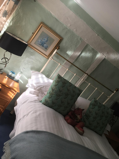 Bedroom 2, The Angel B&B, Buckinghamshire