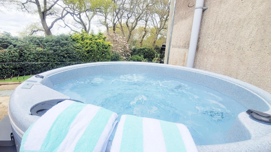 Sport & Beauty 2, Birchcroft - hideaway, Dorset