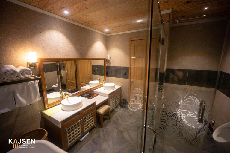 Bathroom 2, Four Bedrooms Riverside Villa with Sunset & Pool, Thuận An