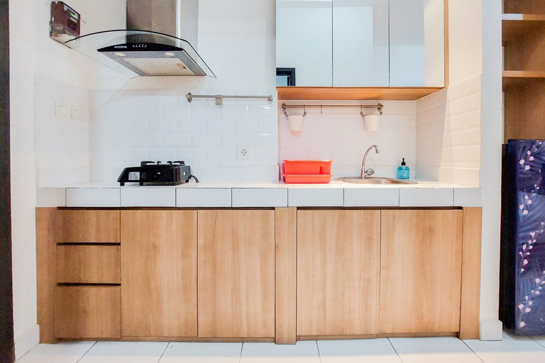 Others 2, Warm and Homey Studio Room Casa de Parco Apartment By Travelio, Tangerang
