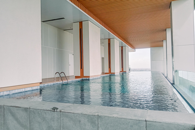 Sport & Beauty 3, Modern Sophisticated 1BR at The Smith Alam Sutera Apartment By Travelio, Tangerang