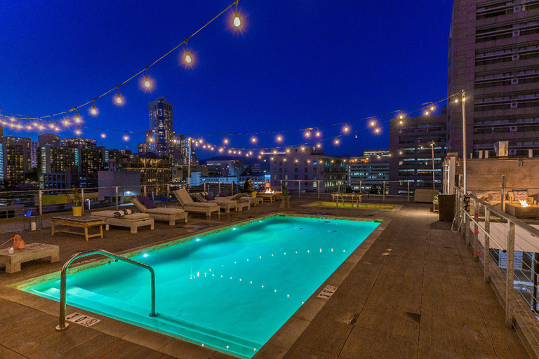 Sport & Beauty, ONE LUX STAY SUITES AND RESIDENCES, Los Angeles