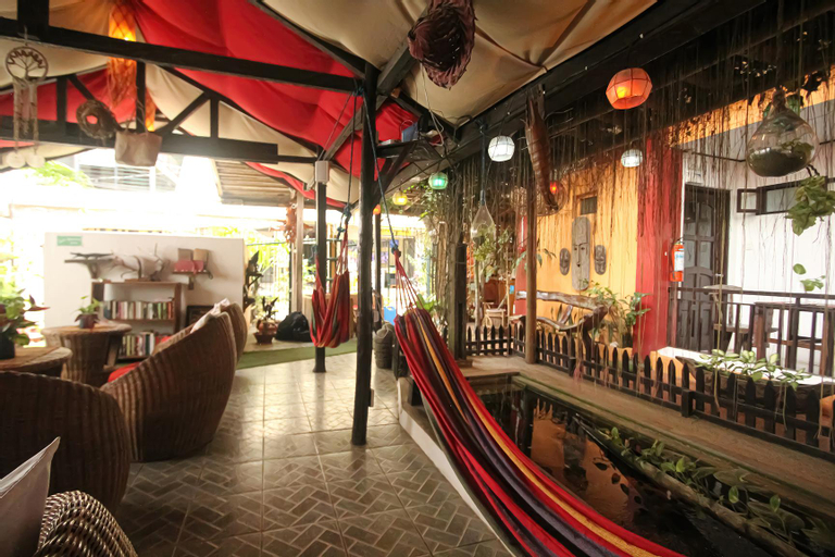 Food & Drinks 5, Bulskamp Inn Hotel, El Nido