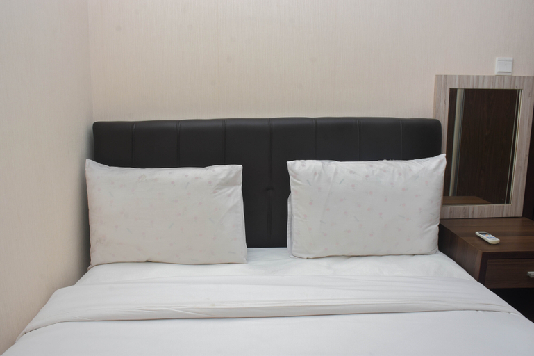 Comfy and Spacious 2BR Apartment Aspen Residence By Travelio, South Jakarta