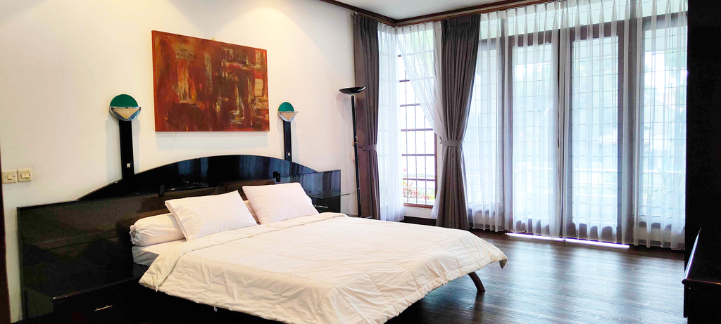 Bedroom 2, Rumah Oma Lembang for Family & Friends, Bandung