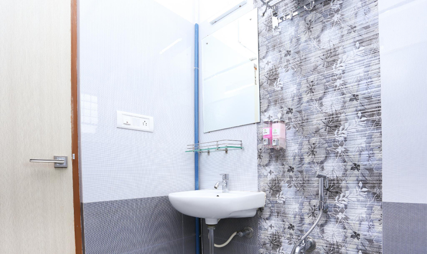 Bathroom 3, Treebo Akshaya Mayflower Vijaya Bank Layout, Bangalore