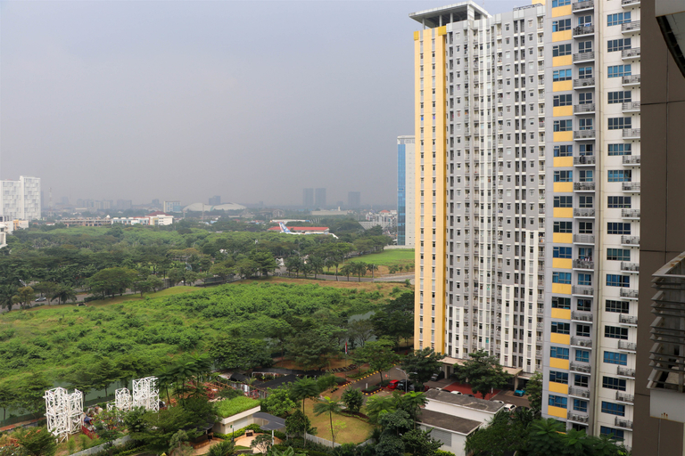 Others 3, Nice and Cozy Studio Room at Springlake Summarecon Bekasi Apartment By Travelio, Bekasi