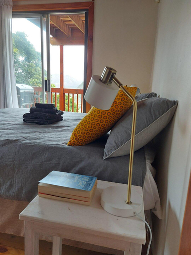 Bedroom 2, Peaceful Mountain Home with Views over False Bay, City of Cape Town