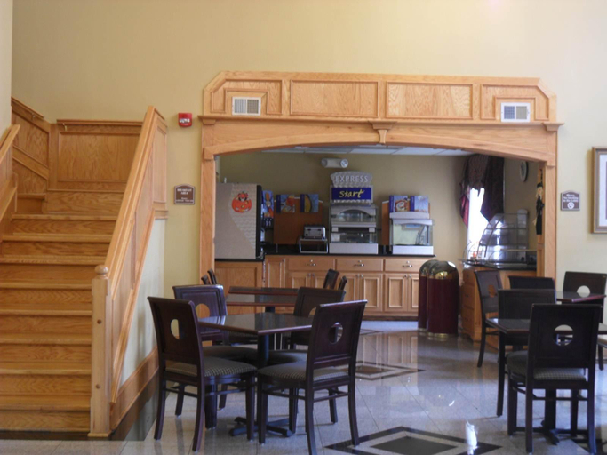 Food & Drinks 5, Comfort Inn & Suites Greer - Greenville, Greenville