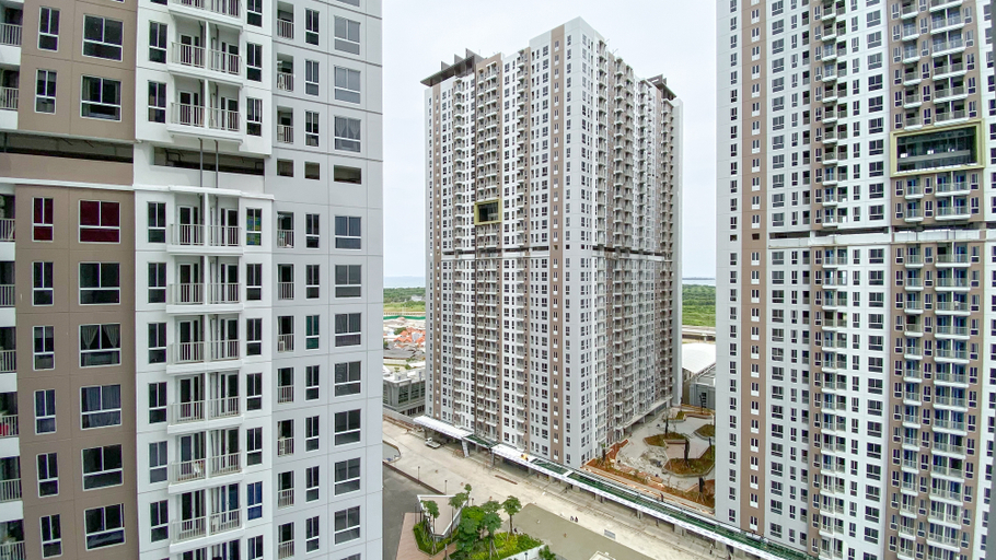 Exterior & Views, Classic 2BR at Tokyo Riverside PIK 2 Apartment By Travelio, Tangerang