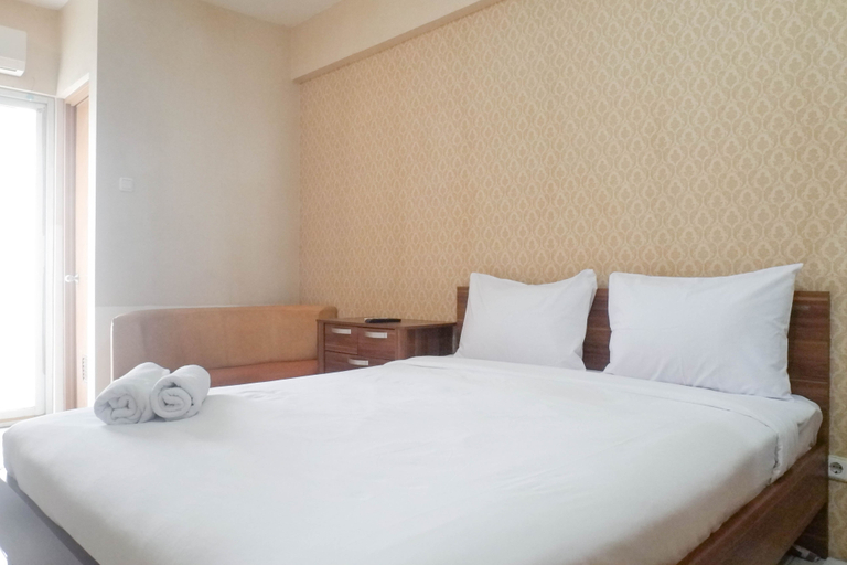 Bedroom 2, Comfort Studio Apartment at Gunawangsa Manyar By Travelio, Surabaya