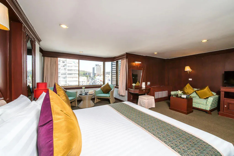 Bedroom 4, Mountain Beach Resort, Bang Lamung