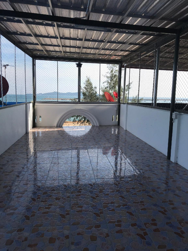 Others 4, a big house, near Samet ferry pier, Muang Rayong