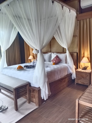 Bedroom 16