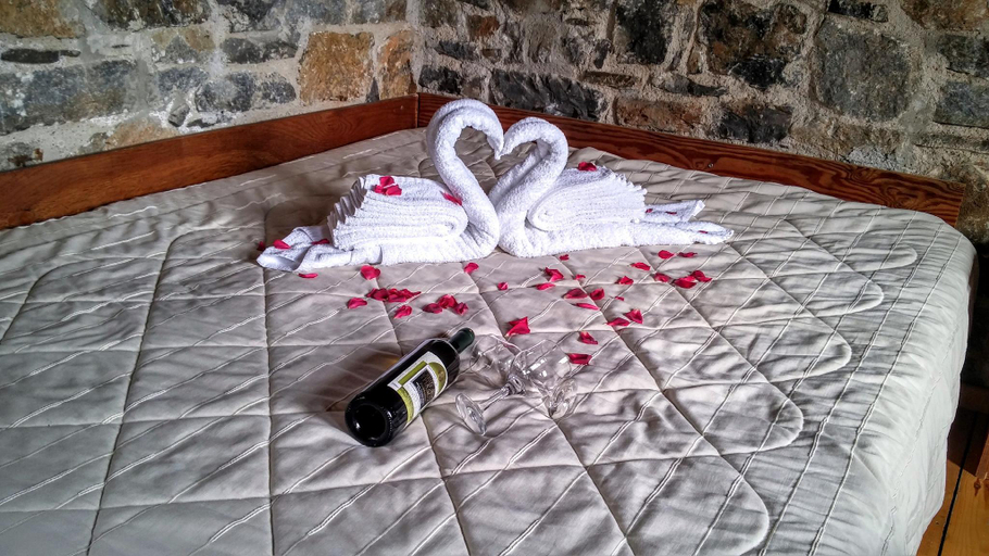 Bedroom 2, Stratos Villas Chania with pool and sea view, Crete