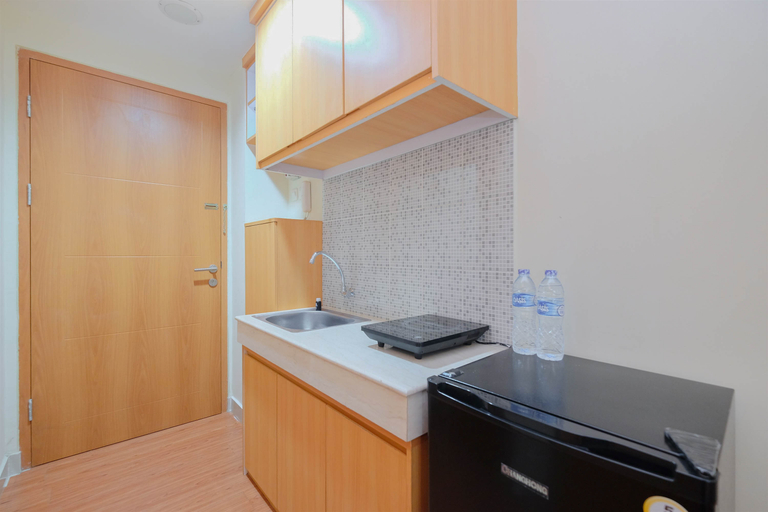 Others 5, Minimalist and Comfortable Studio at Evenciio Margonda Apartment By Travelio, Depok
