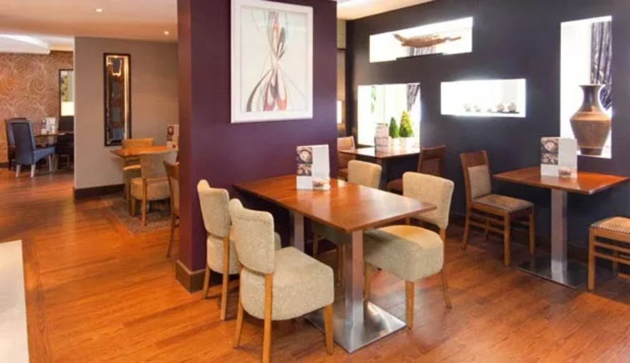 Food & Drinks 4, Premier Inn London Gatwick Manor Royal, West Sussex