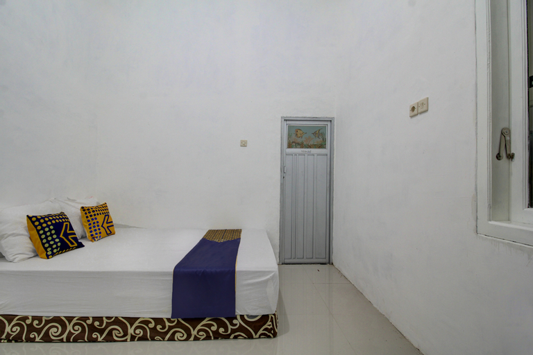 Bedroom 4, SPOT ON 92118 Alif House Syariah 2, Kediri