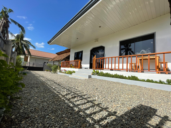 Others 3, MOMO Hostel, Moalboal