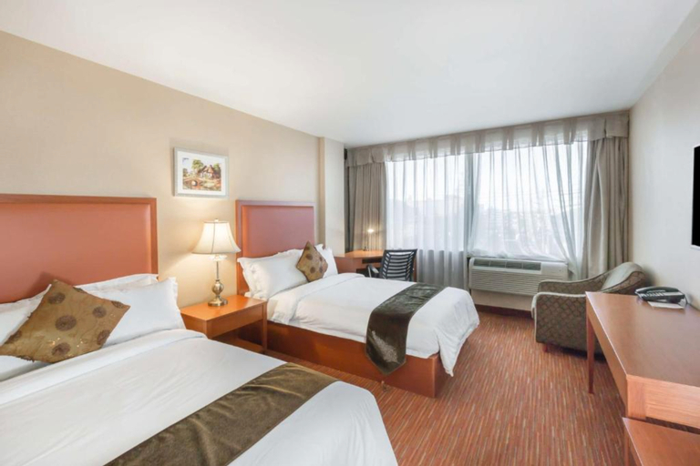 Bedroom 24