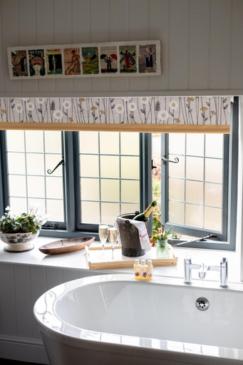 Bathroom 3, The Bell at Sapperton, Gloucestershire