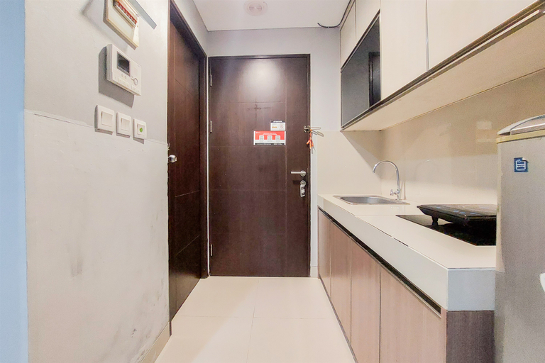 Others 4, Simply Look Studio at Atria Residences Gading Serpong Apartment By Travelio, Tangerang