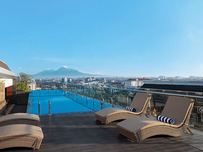 Exterior & Views 2, Royal Malioboro by Aston, Yogyakarta