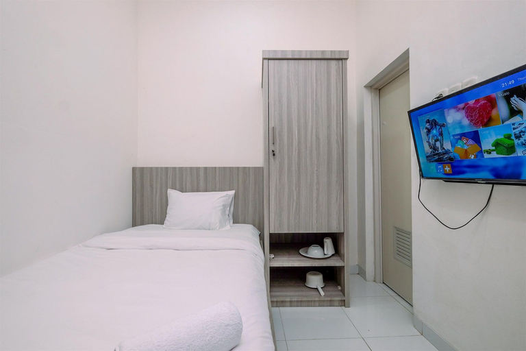 Bedroom, Cozy Studio for 1 Pax at Banyo Raya A25 Guesthouse By Travelio, Jakarta Utara