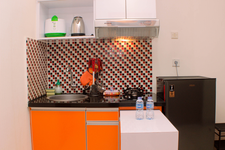 Others 4, Comfortable and Modern 2BR at Cinere Bellevue Suites Apartment By Travelio, Depok