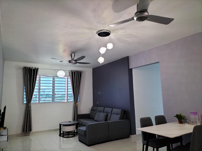 Dining Room 5, Pangsapuri Impian, Johor Bahru