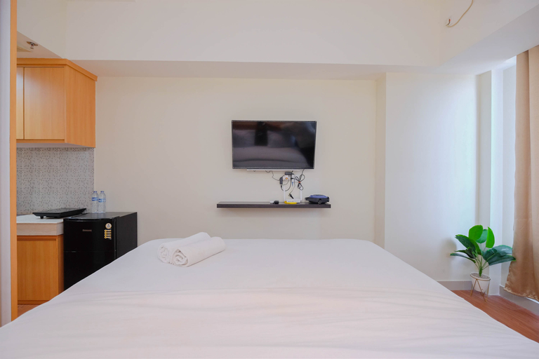 Bedroom 4, Minimalist and Comfortable Studio at Evenciio Margonda Apartment By Travelio, Depok