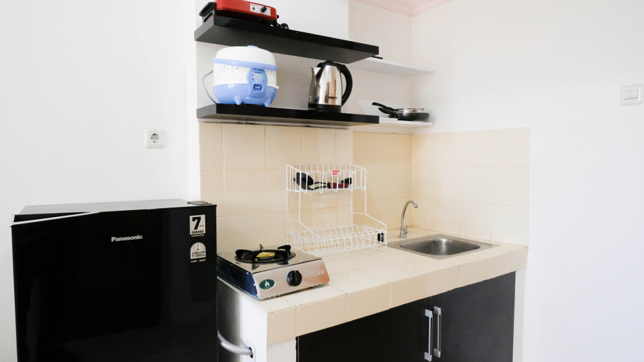 Others 4, Nice and Tidy 2BR at Puncak Permai Apartment By Travelio, Surabaya