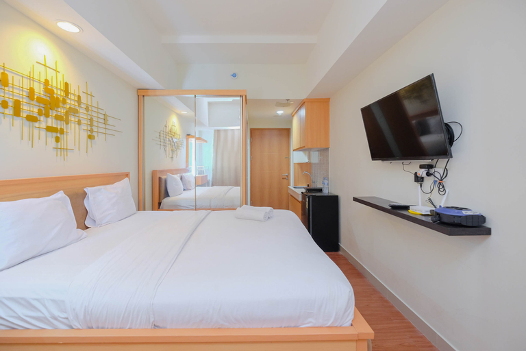 Bedroom 3, Minimalist and Comfortable Studio at Evenciio Margonda Apartment By Travelio, Depok