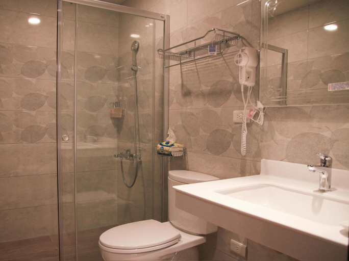 Bathroom 5, Books & Woods Bed and Breakfast, Taitung