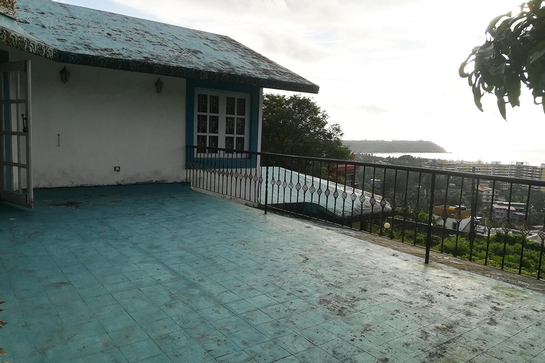 Veena Villa 4BHK Donapaula with Sea View, North Goa