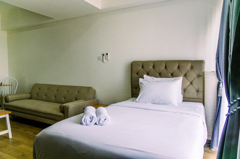 Elegant and Comfy 1BR at The Accent Apartment Bintaro By Travelio, Tangerang Selatan