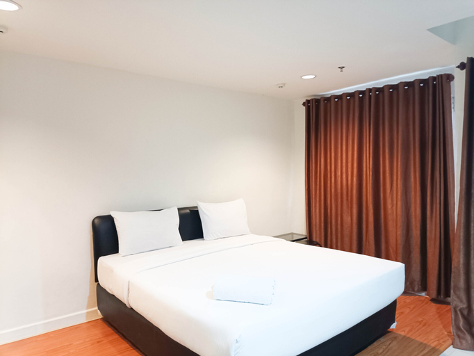 Bedroom 2, Nice and Comfortable Studio at Vida View Makassar By Travelio, Makassar