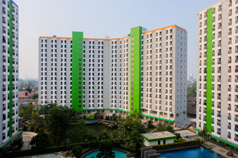 Exterior & Views 3, Comfortable and Stylish Studio Green Lake View Apartment By Travelio, Tangerang Selatan