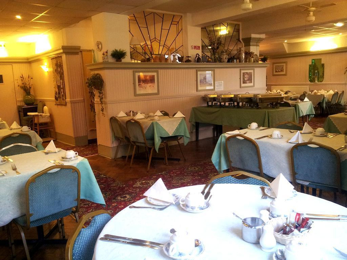 Food & Drinks 3, New Osterley Hotel, Blackpool