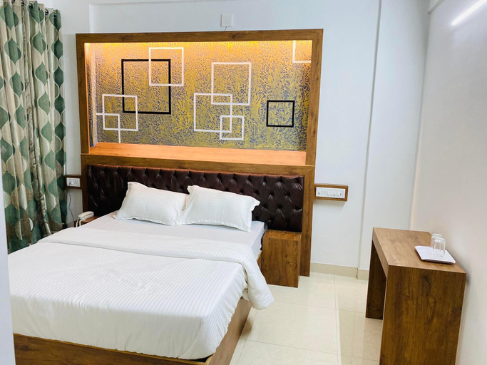 Others 5, B SIX HOTEL(LODGE), Bangalore
