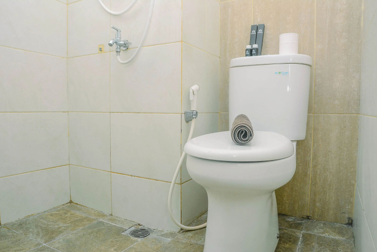 Bathroom 5, Planet Zona at Grand Dhika City - Free Snack, Bekasi