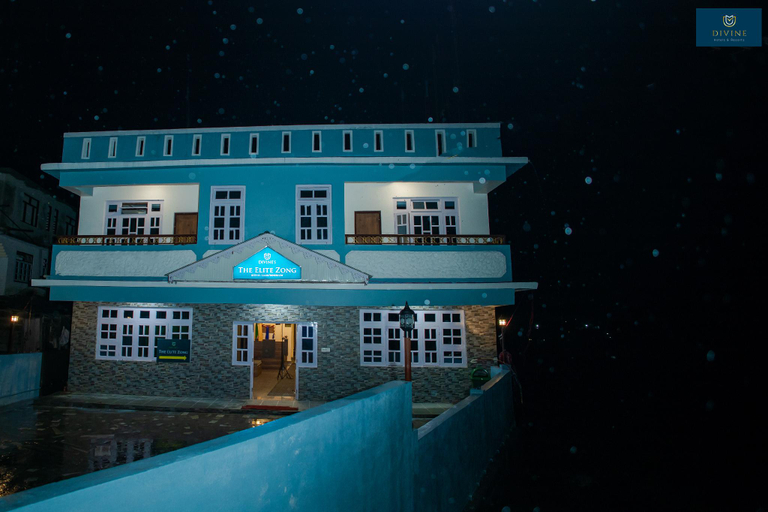 Others 4, Divine The Elite Zong, Lachung (Pure - Veg Property), North Sikkim