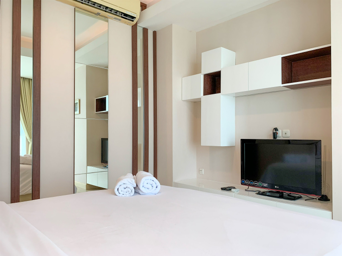Bedroom 3, Spacious and Comfy 3BR Gandaria Heights Apartment By Travelio, Jakarta Selatan