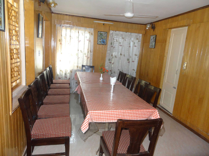 Food & Drinks 5, HOTEL MADHUBAN, Srinagar